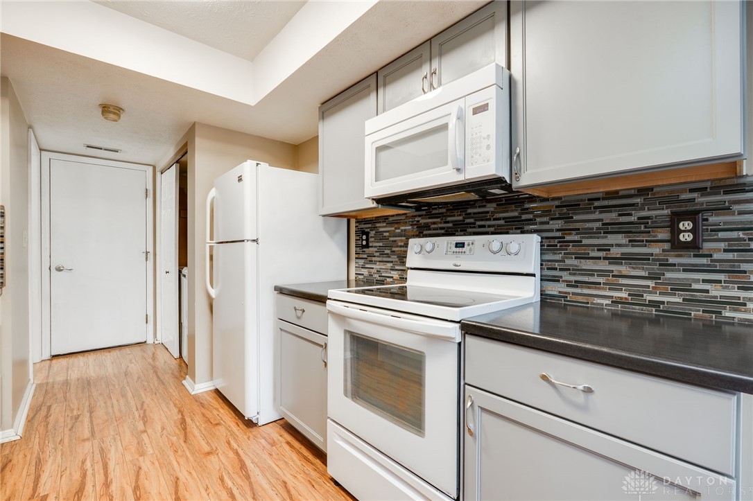 Fairborn, Ohio 45324, United States, 2 Bedrooms Bedrooms, ,2 BathroomsBathrooms,Residential,Active,236908