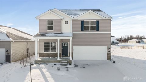 Photo of 71 Great Horned Drive, Oxford, OH 45056 (MLS # 944431)