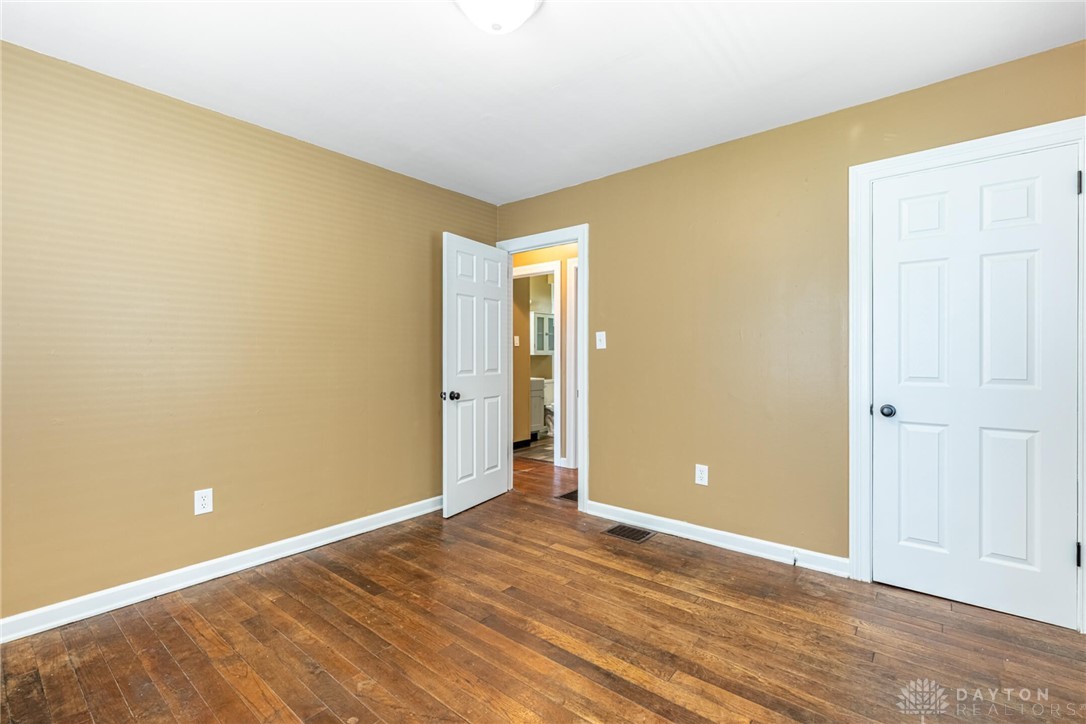 1103 N Burnett Road, Springfield, Ohio image 12