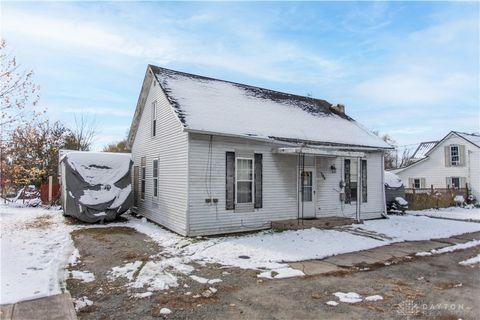 Photo of 306 School Street, Martinsville, OH 45146 (MLS # 947679)