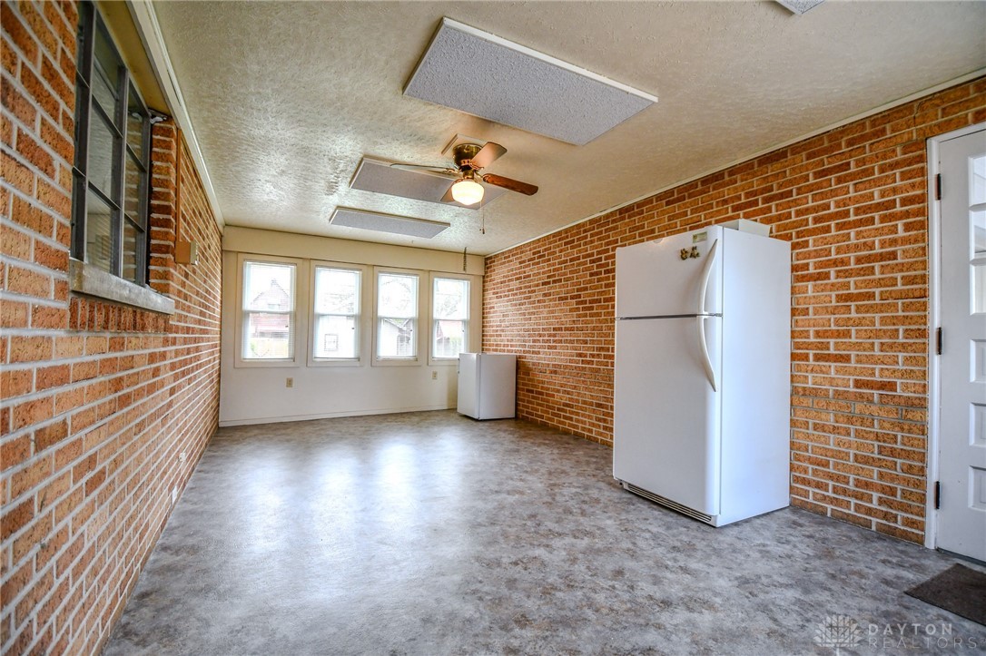 504 W Lake Avenue, New Carlisle, Ohio image 35