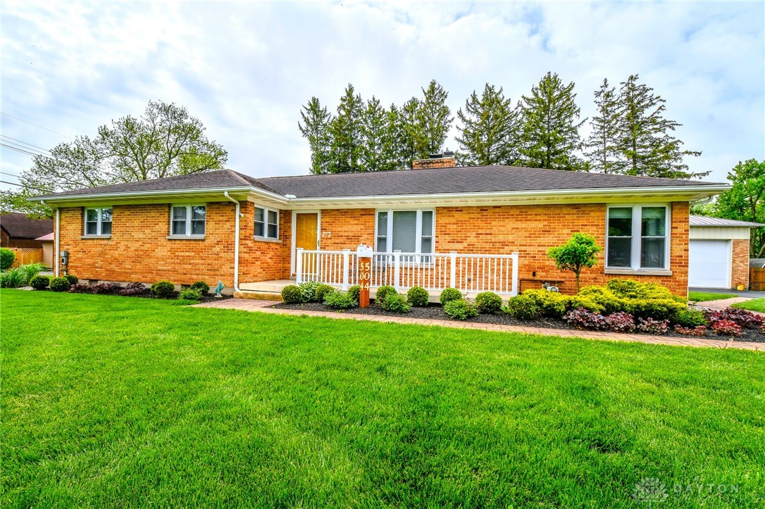 504 W Lake Avenue, New Carlisle, Ohio image 1