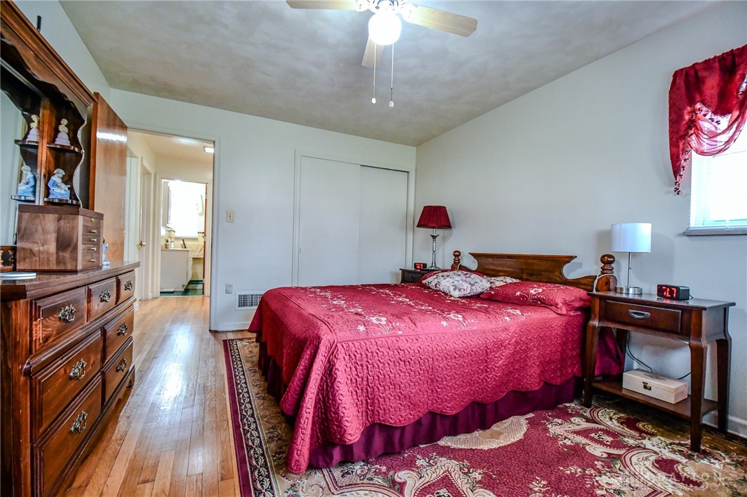 504 W Lake Avenue, New Carlisle, Ohio image 26