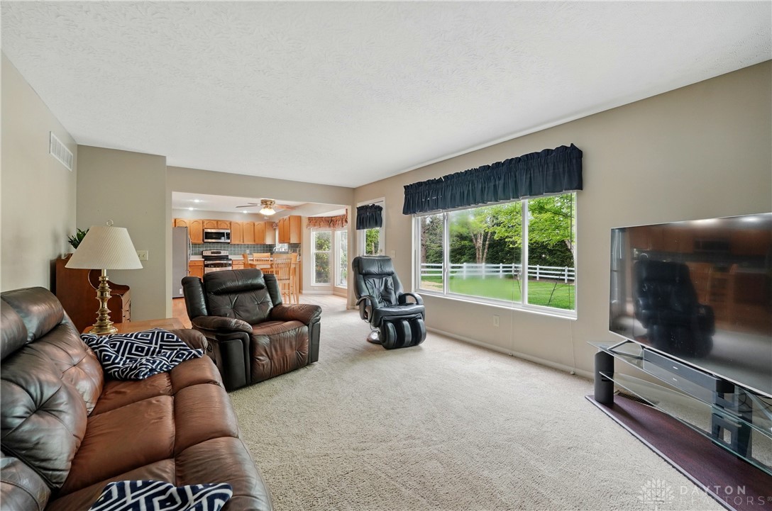 966 Hampton Court, Lebanon, Ohio image 19
