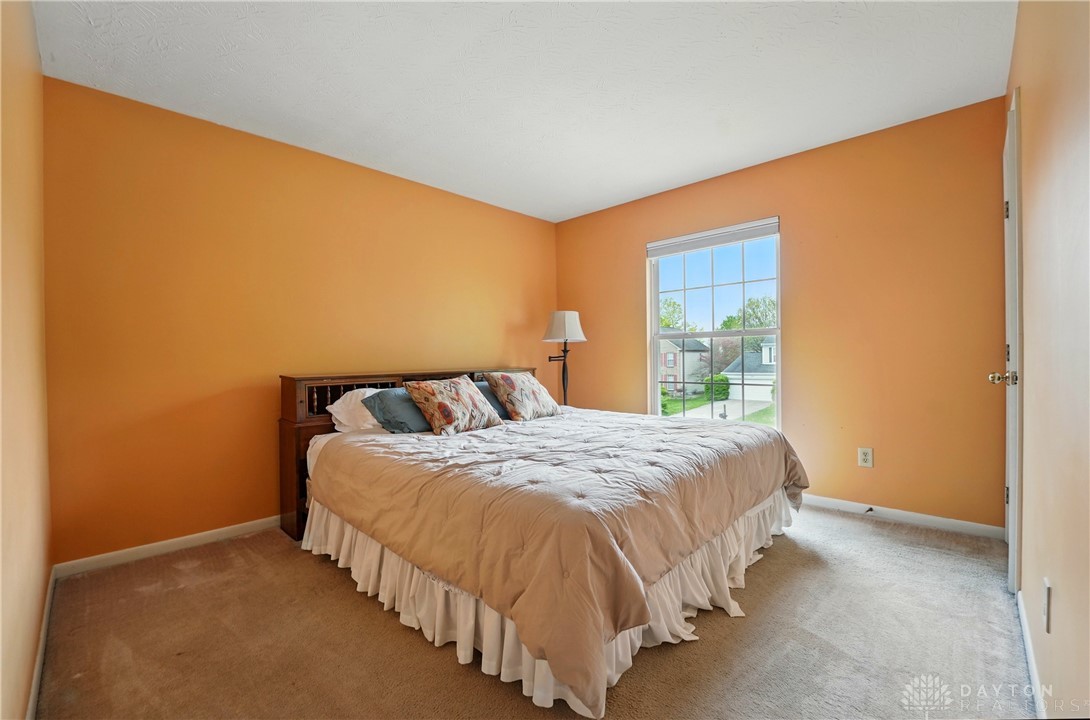 966 Hampton Court, Lebanon, Ohio image 32