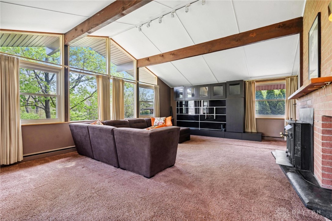 4072 Woodedge Drive, Bellbrook, Ohio image 18