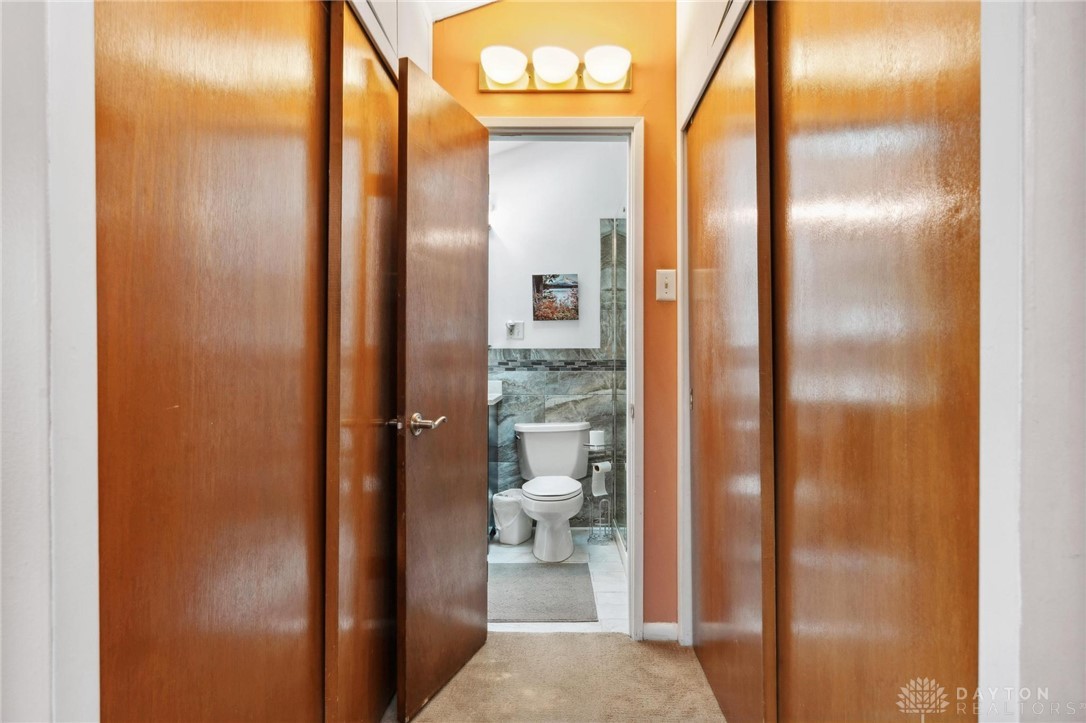 4072 Woodedge Drive, Bellbrook, Ohio image 36