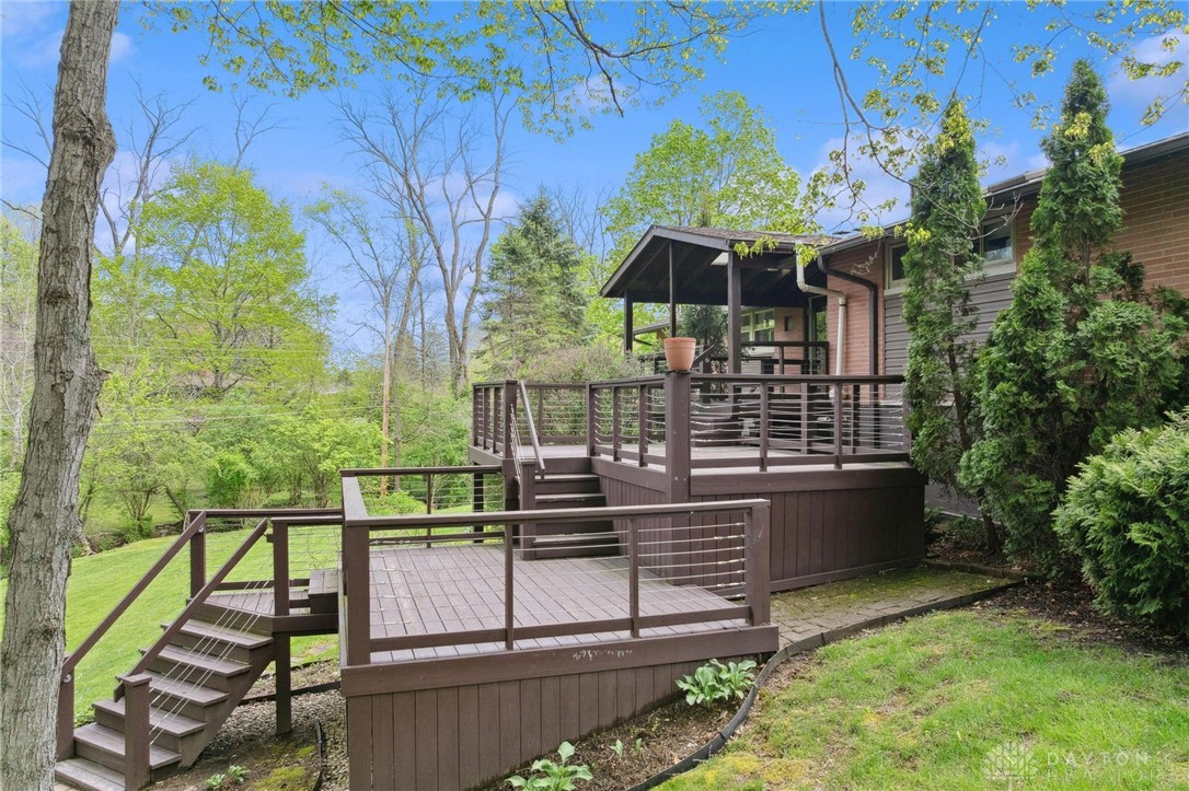 4072 Woodedge Drive, Bellbrook, Ohio image 48