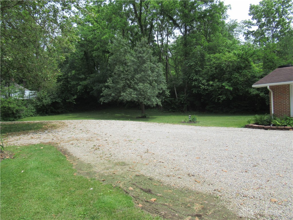 1085 Evergreen Drive, Greenville, Ohio image 7