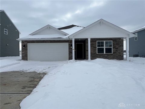 Photo of 1298 Baybury Avenue, Xenia, OH 45385 (MLS # 947978)