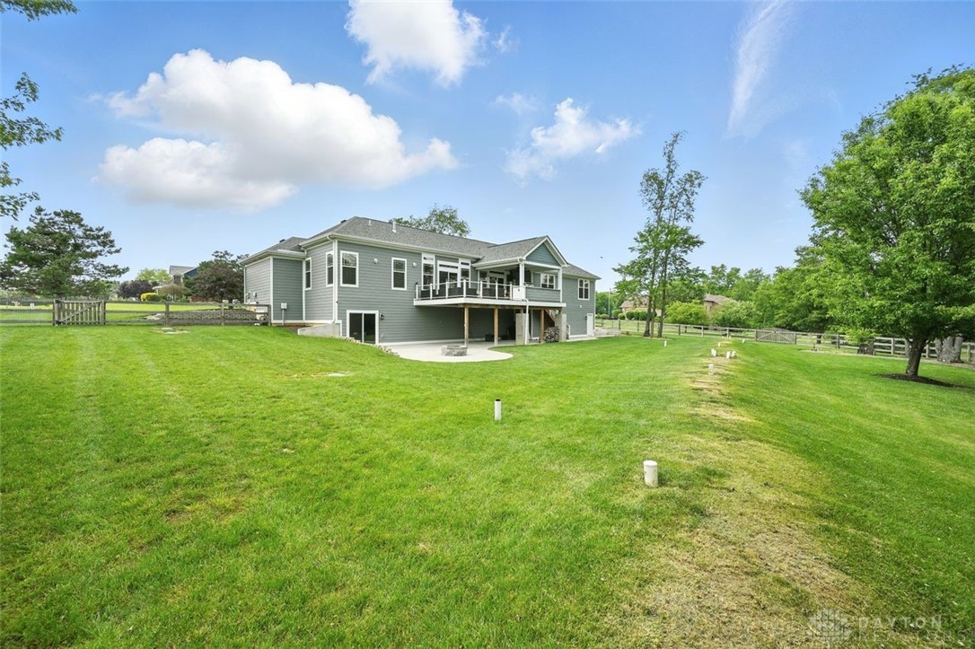 1584 Heritage Run Drive, Lebanon, Ohio image 35