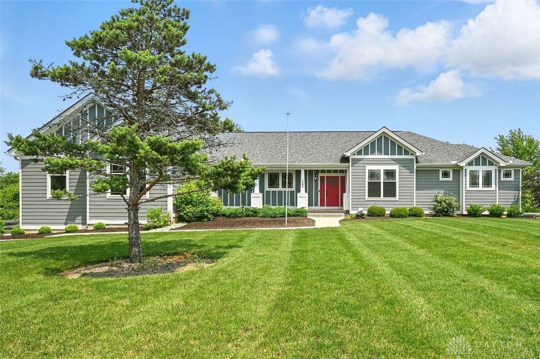 1584 Heritage Run Drive, Lebanon, Ohio image 1