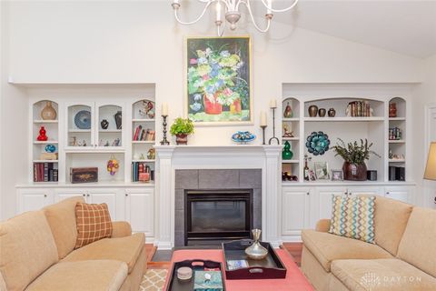 Tiny photo for 1053 Charter Place, Centerville, OH 45458 (MLS # 946123)