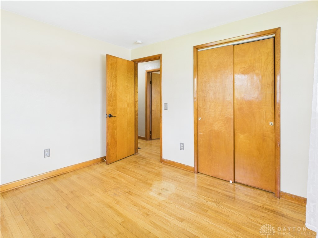 Clearcreek Twp, Ohio 45458, United States, 3 Bedrooms Bedrooms, ,1 BathroomBathrooms,Residential,Pending,97986