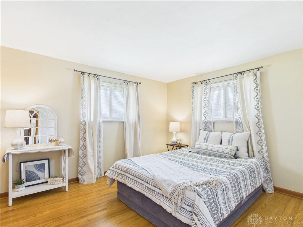 Clearcreek Twp, Ohio 45458, United States, 3 Bedrooms Bedrooms, ,1 BathroomBathrooms,Residential,Pending,97986