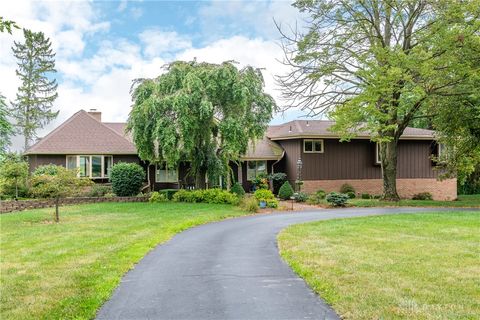 Photo of 411 N Main Street, Englewood, OH 45322 (MLS # 941837) Photo of 411 N Main Street, Englewood, OH 45322 (MLS # 941837)