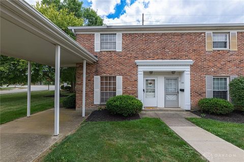 Photo of 843 Clareridge Lane, Dayton, OH 45458 (MLS # 942016)