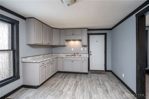 Tiny photo for 708 E Temple Street, Washington Court Hous, OH 43160 (MLS # 947060)