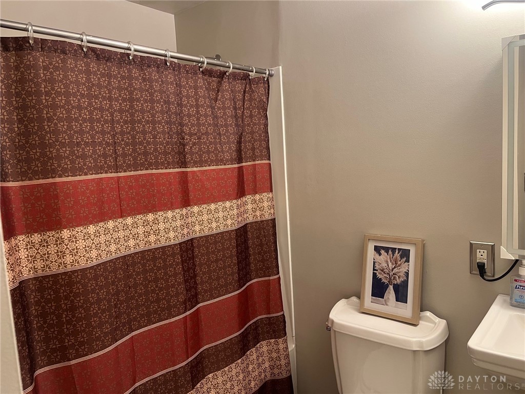 Dayton, Ohio 45424, United States, 3 Bedrooms Bedrooms, ,2 BathroomsBathrooms,Residential,Pending,253819