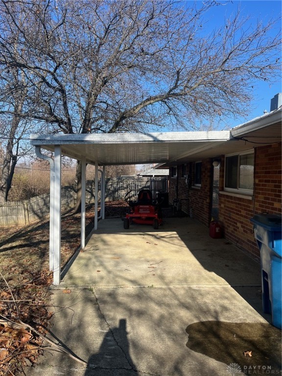 Dayton, Ohio 45424, United States, 3 Bedrooms Bedrooms, ,2 BathroomsBathrooms,Residential,Pending,253819