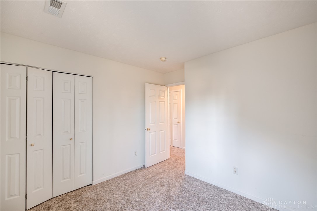 Beavercreek, Ohio 45431, United States, 3 Bedrooms Bedrooms, ,3 BathroomsBathrooms,Residential,Active,122080