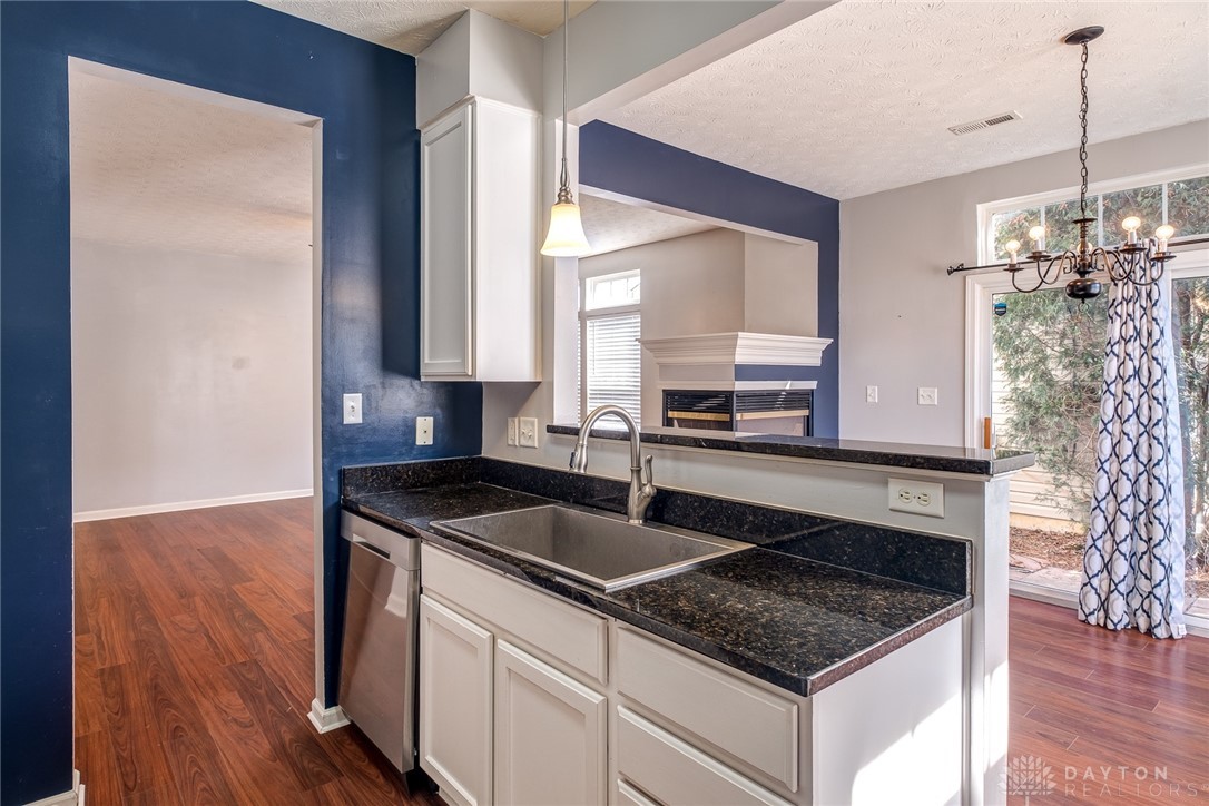 Beavercreek, Ohio 45431, United States, 3 Bedrooms Bedrooms, ,3 BathroomsBathrooms,Residential,Active,122080