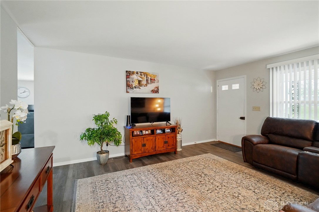 317 Ironwood Drive, West Carrollton, Ohio image 11