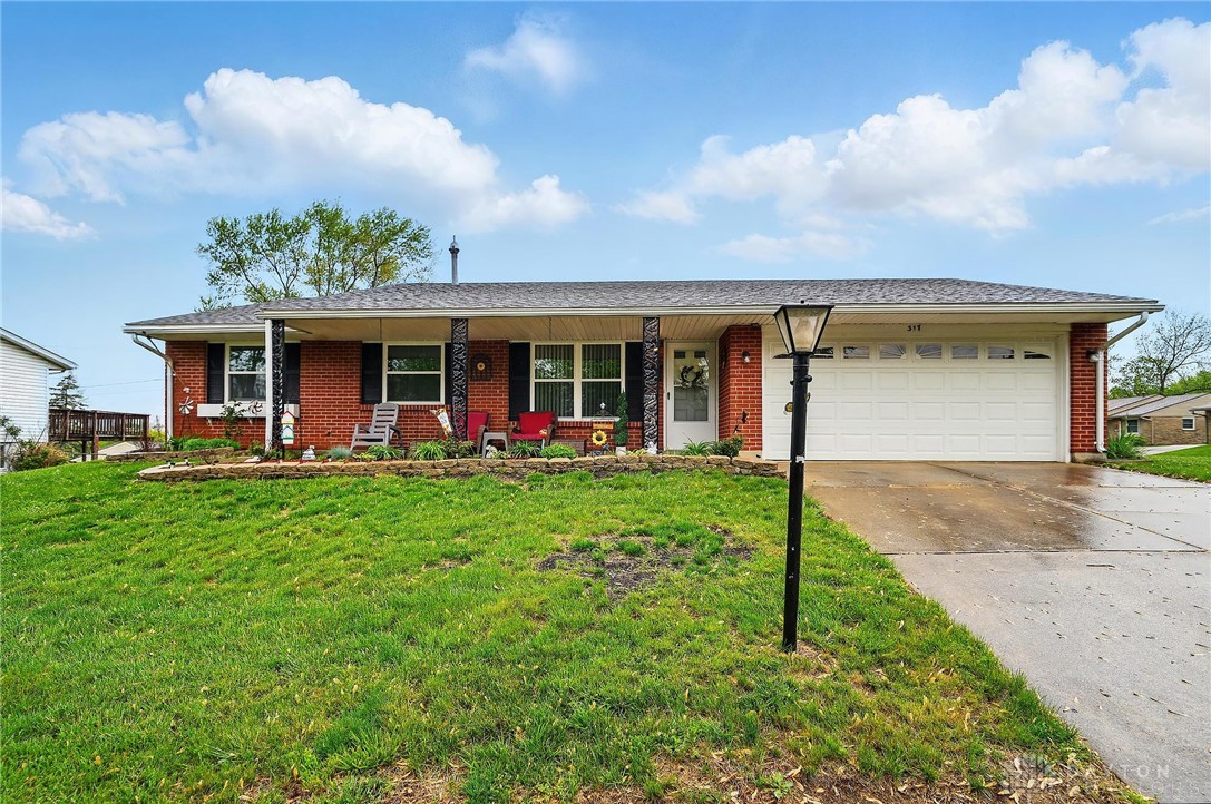 317 Ironwood Drive, West Carrollton, Ohio image 1