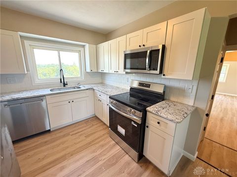 Tiny photo for 5386 Mosiman Road, Middletown, OH 45042 (MLS # 946152)