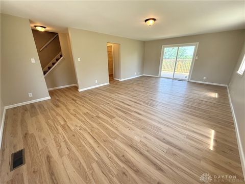 Tiny photo for 5386 Mosiman Road, Middletown, OH 45042 (MLS # 946152)