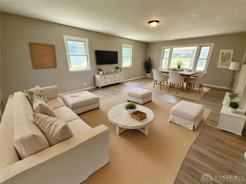 Tiny photo for 5386 Mosiman Road, Middletown, OH 45042 (MLS # 946152)