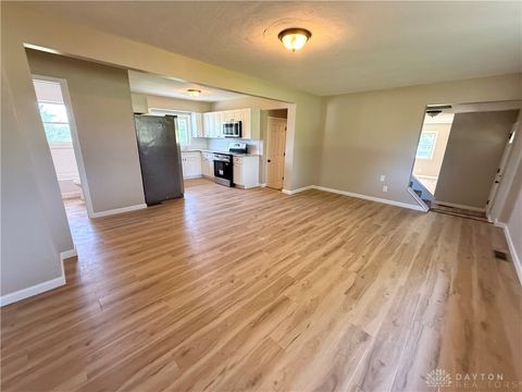 Tiny photo for 5386 Mosiman Road, Middletown, OH 45042 (MLS # 946152)