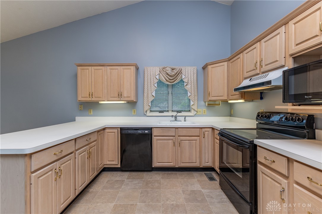 108 Copperfield Drive, Dayton, Ohio image 6