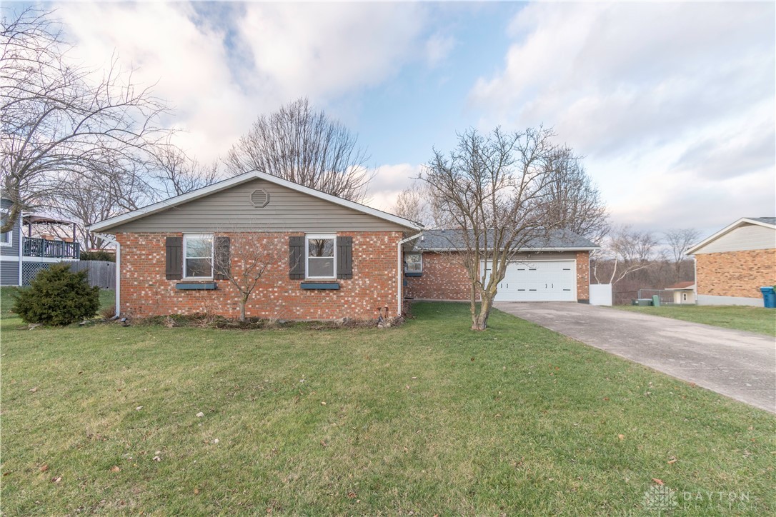 524 Arrowhead Drive, Sidney, Ohio image 5