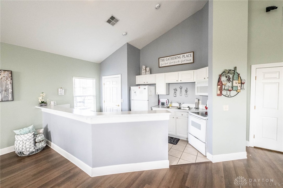 5167 Crescent Ridge Drive, Clayton, Ohio image 38