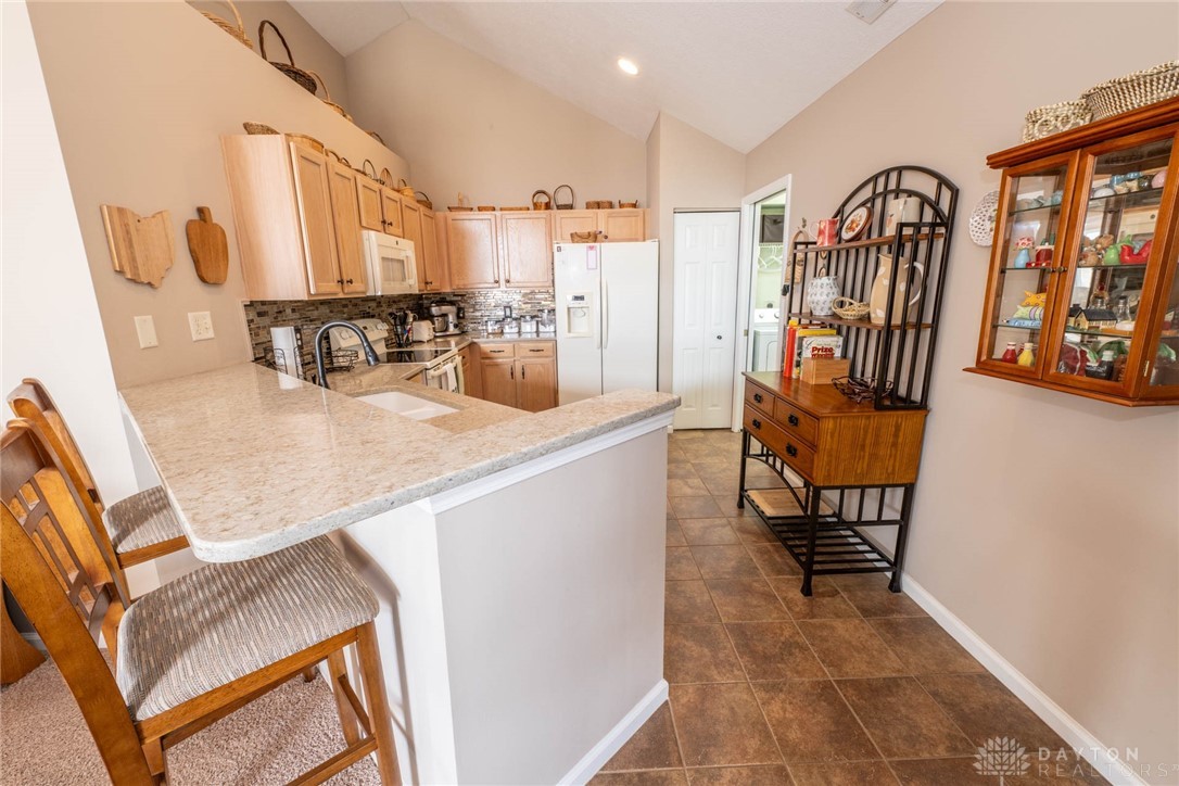 5167 Crescent Ridge Drive, Clayton, Ohio image 16