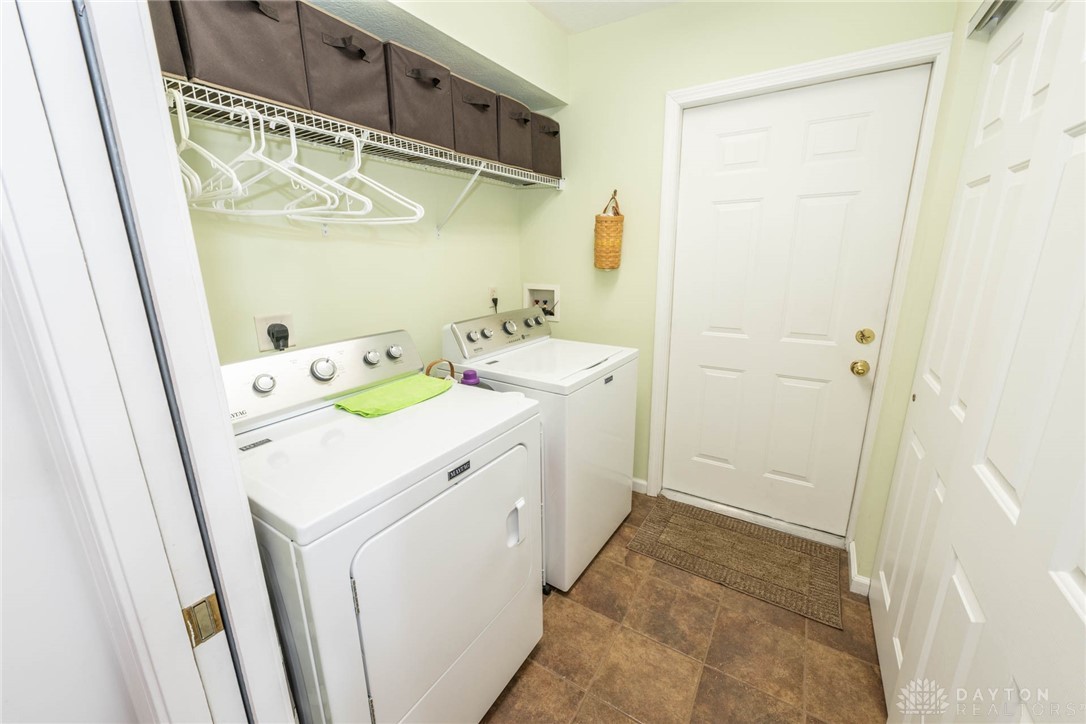 5167 Crescent Ridge Drive, Clayton, Ohio image 32