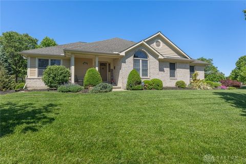 Photo of 1668 Lago Mar Drive, Washington Twp, OH 45458 (MLS # 958590)