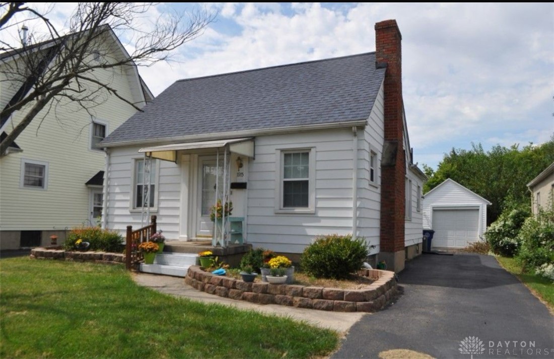 1915 Coventry Road, Dayton, Ohio image 1