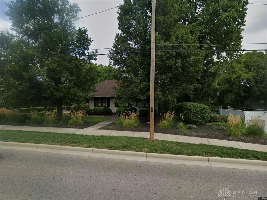 805 E Linden Avenue, Miamisburg, Ohio image 1