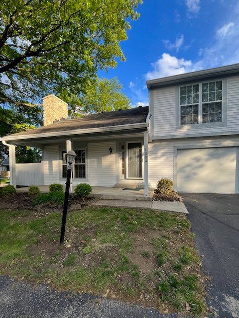 Photo of 1094 Foxshire Place, Washington Twp, OH 45458 (MLS # 957826)
