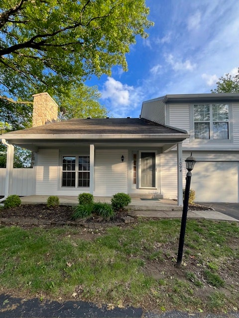 Photo of 1094 Foxshire Place, Washington Twp, OH 45458 (MLS # 957826)