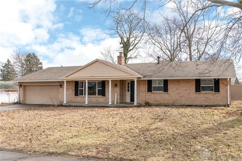 Photo of 7226 Barr Circle, Dayton, OH 45459 (MLS # 952291)