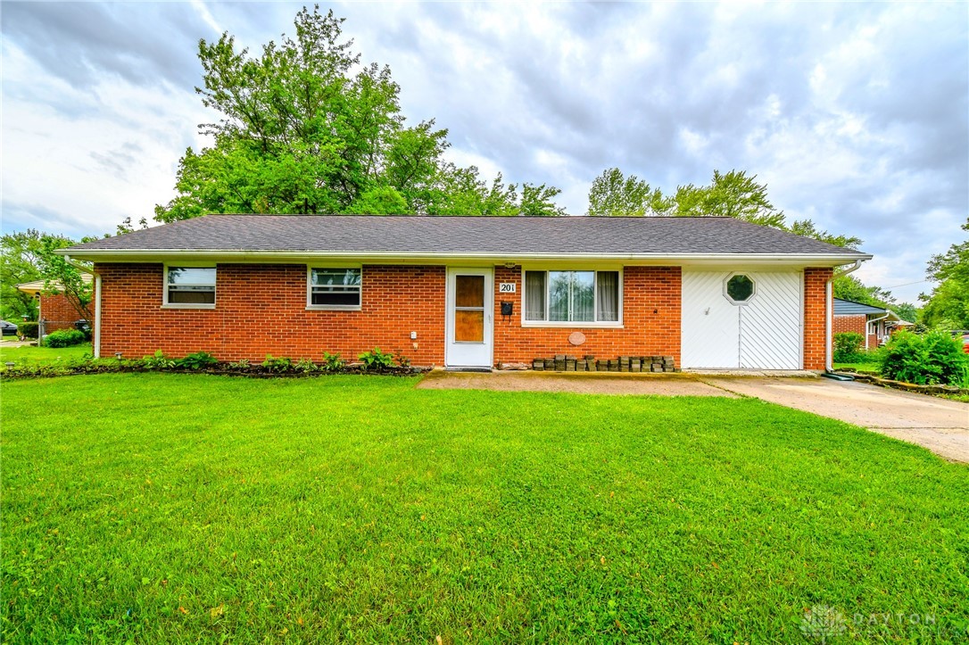 201 Applegate Road, Union, Ohio image 1