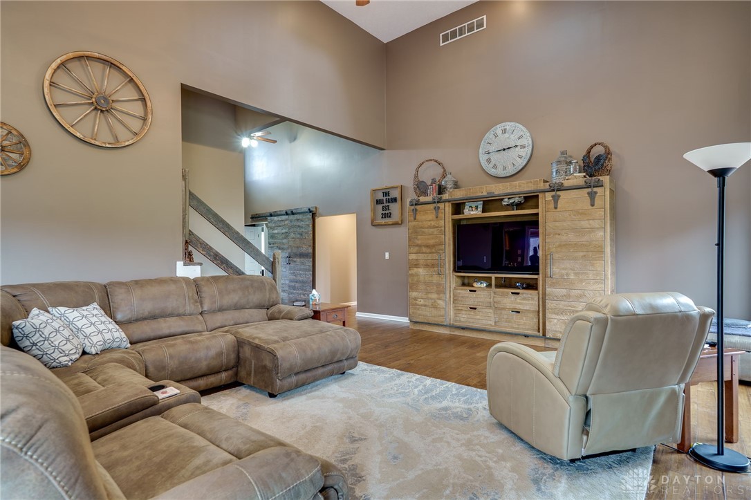 717 S Alpha Bellbrook Road #R, Bellbrook, Ohio image 28