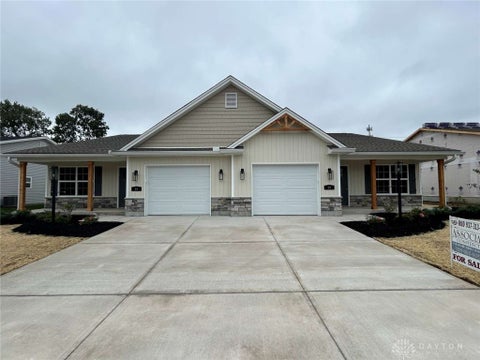 Photo of 60 Timber Creek Drive, Carlisle, OH 45005 (MLS # 969691)