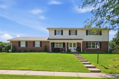 Homes For Sale - 3161 Sherwood Park Drive<br/> Springfield, OH 45505