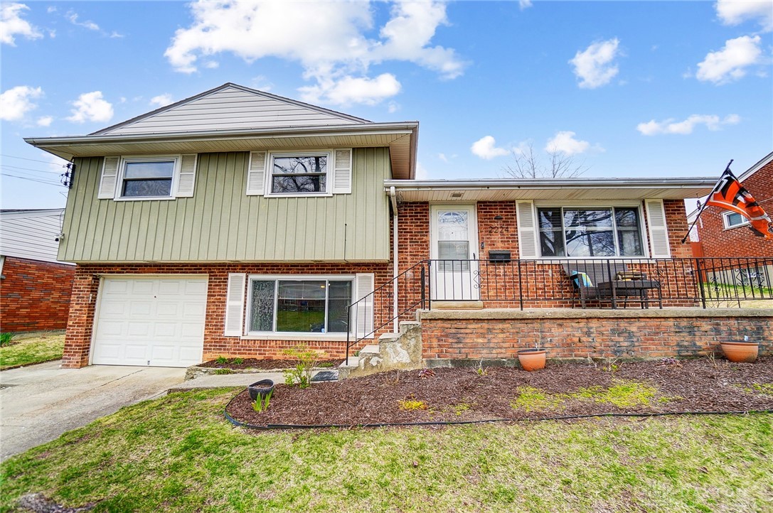 2224 Varelman Avenue, Norwood, Ohio image 1