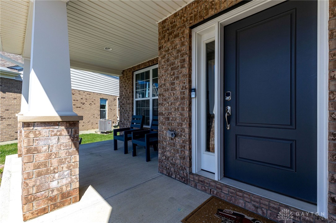 1490 Dell Glen Road, Dayton, Ohio image 9