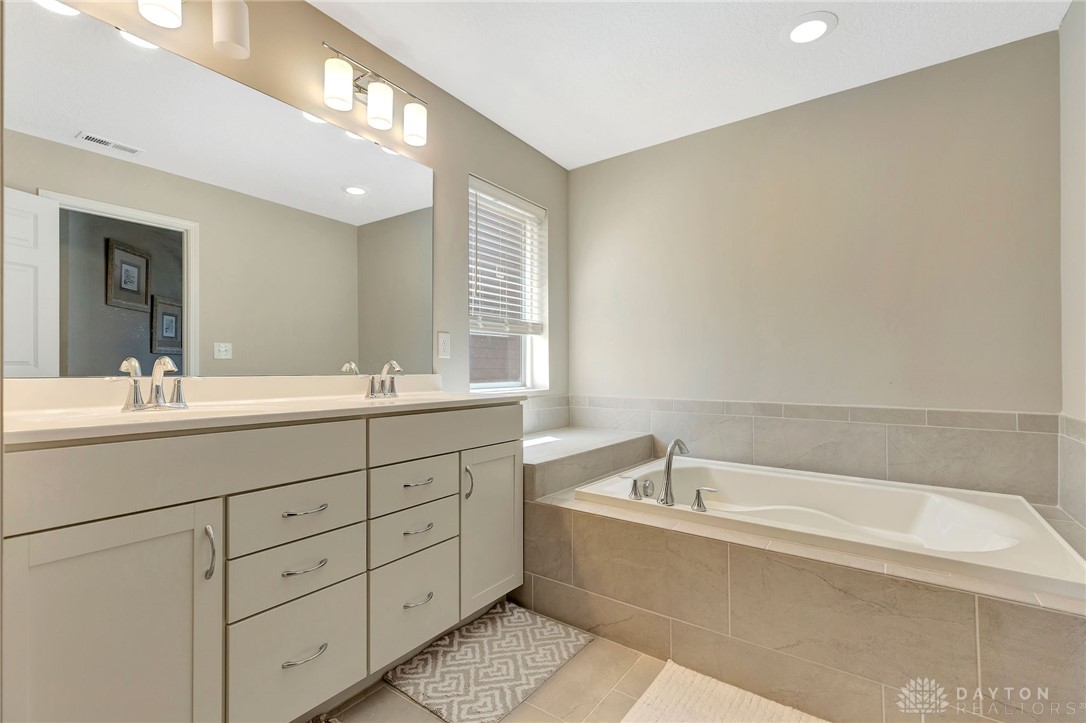 1490 Dell Glen Road, Dayton, Ohio image 30